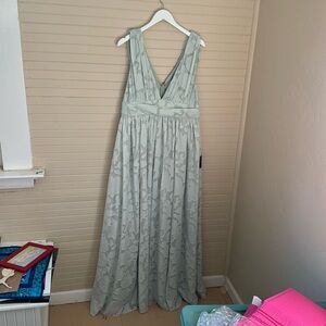 NWT Lulu’s Sage Green Burnout Bridesmaid Dress